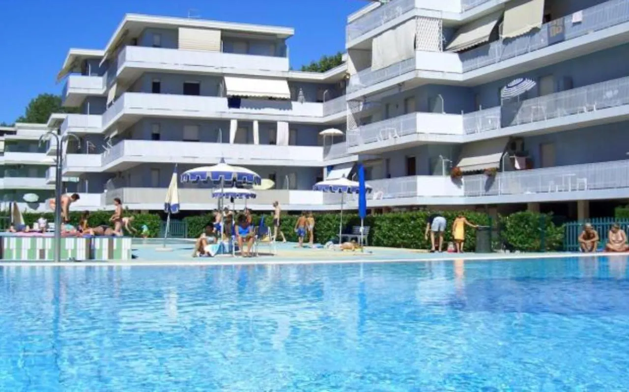 Apartment Batik House In Residence Valbella Bibione Italy