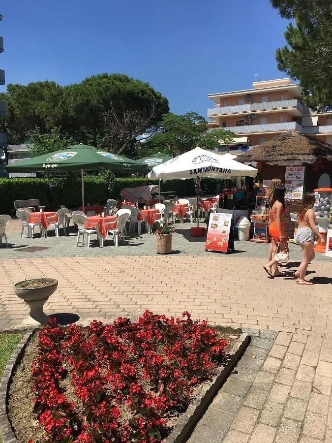 Apartment Batik House In Residence Valbella Bibione